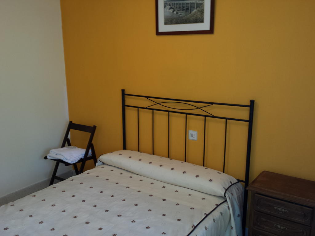 Hostal Atila Ricobayo Room photo